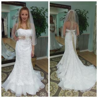 strapless lace bridal gown 