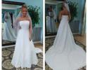 Lace strapless wedding dress